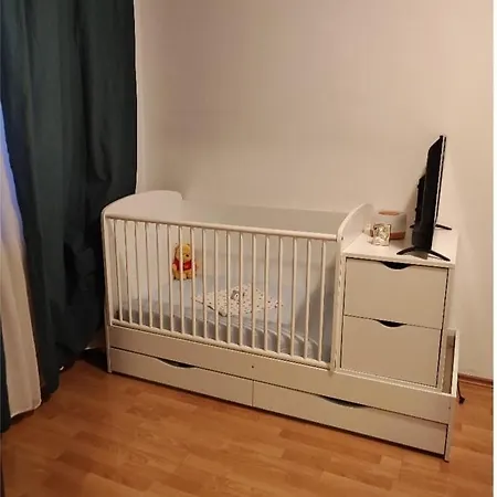 Sandra Apartament 아파트 콘스탄차