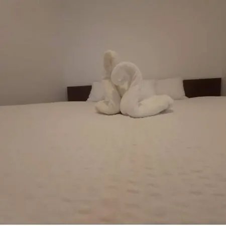 Sandra Apartament 콘스탄차