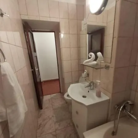 아파트 Sandra Apartament